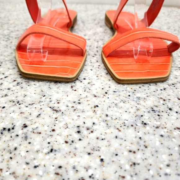 Dolce Vita Isaac Sandals Size 8.5 Orange/Salmon Low Heel - Picture 2 of 6